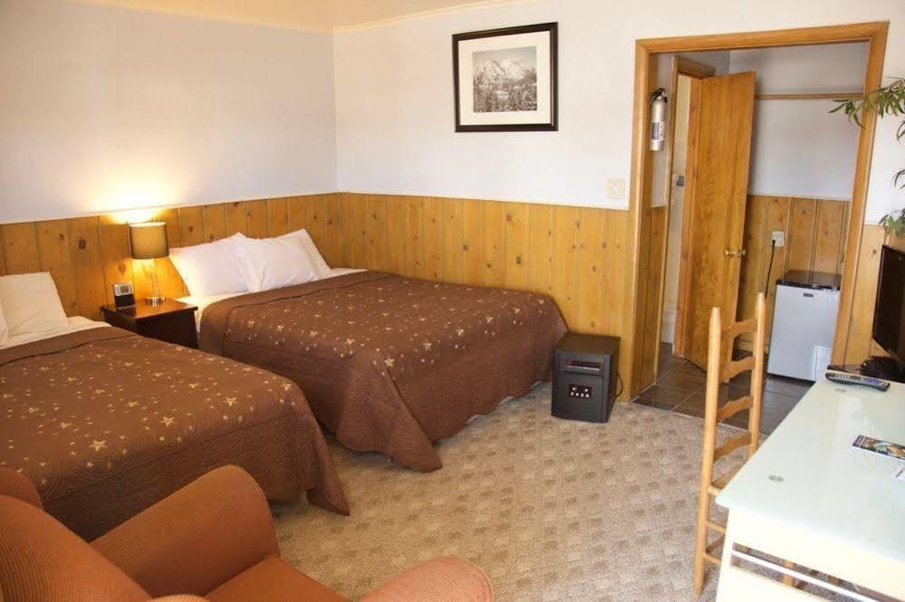 Yellowstone Holiday Motel West Yellowstone Luaran gambar