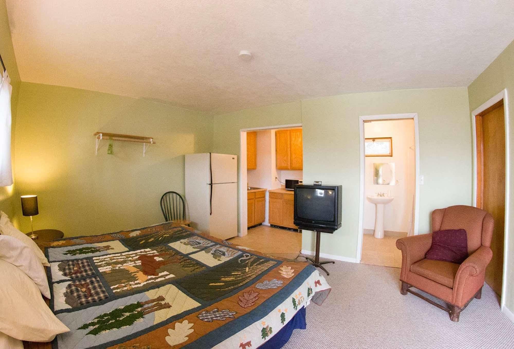 Yellowstone Holiday Motel West Yellowstone Luaran gambar