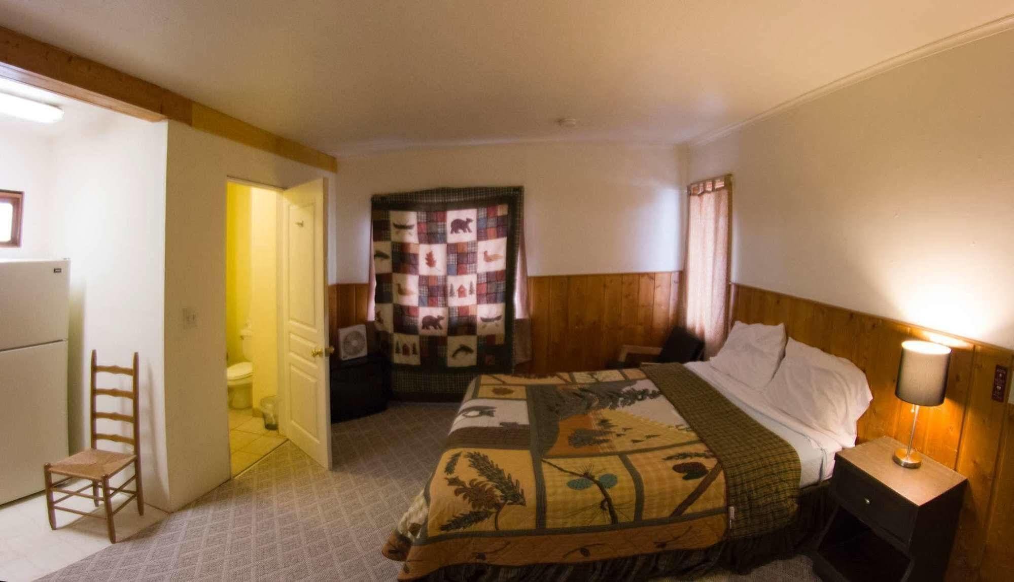Yellowstone Holiday Motel West Yellowstone Luaran gambar