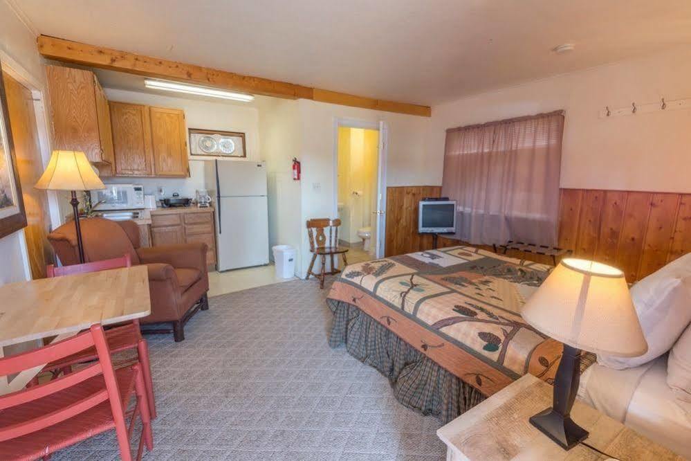 Yellowstone Holiday Motel West Yellowstone Luaran gambar